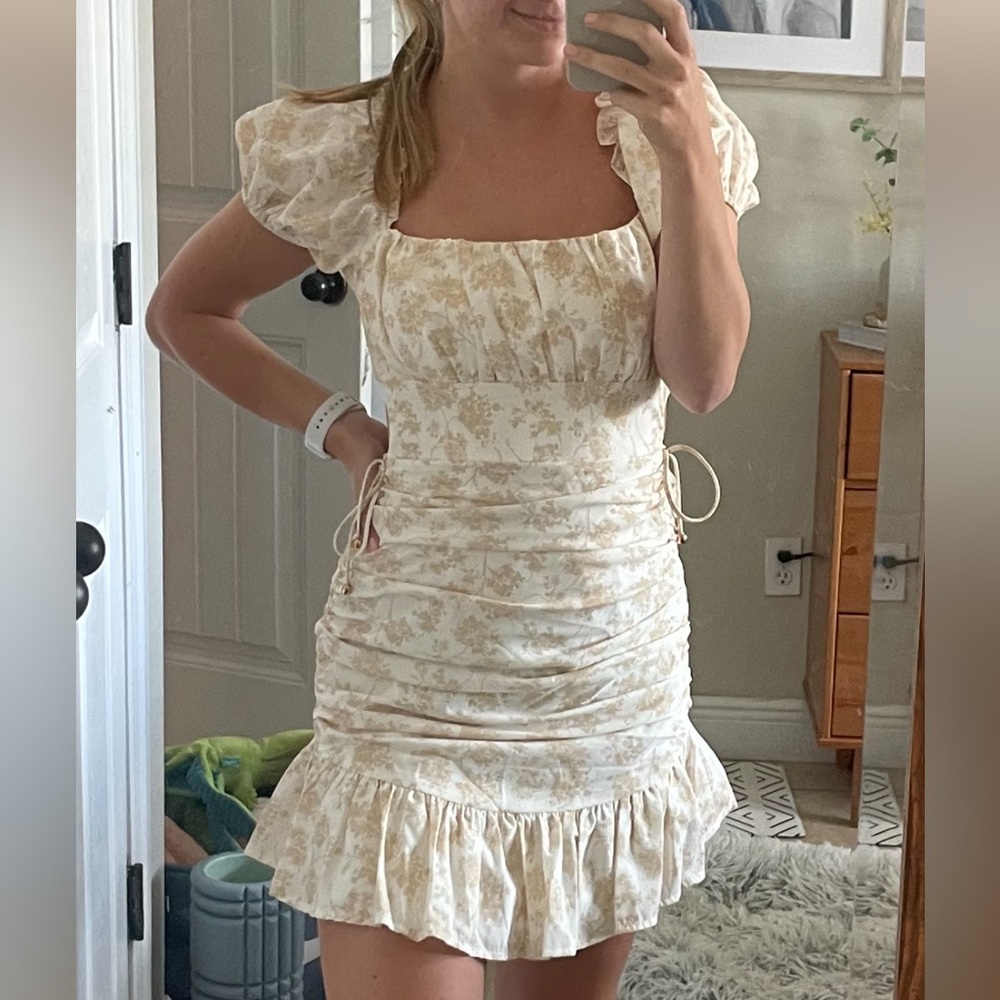 Hello Molly - Starting Here Dress Yellow
